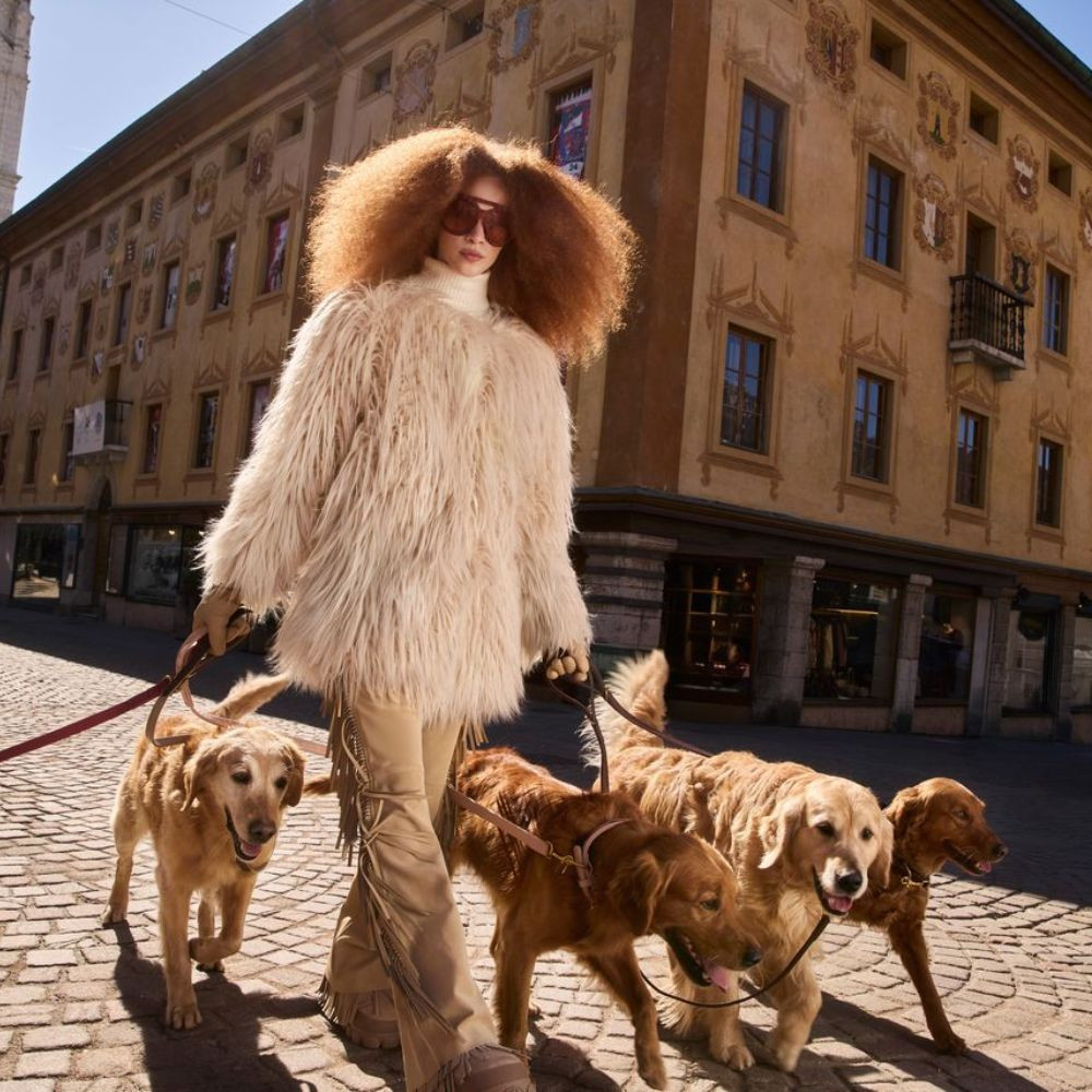Dámský kožich Goldbergh Elia Sgroppino + Kalhoty GOLDBERGH Lina s třásněmi